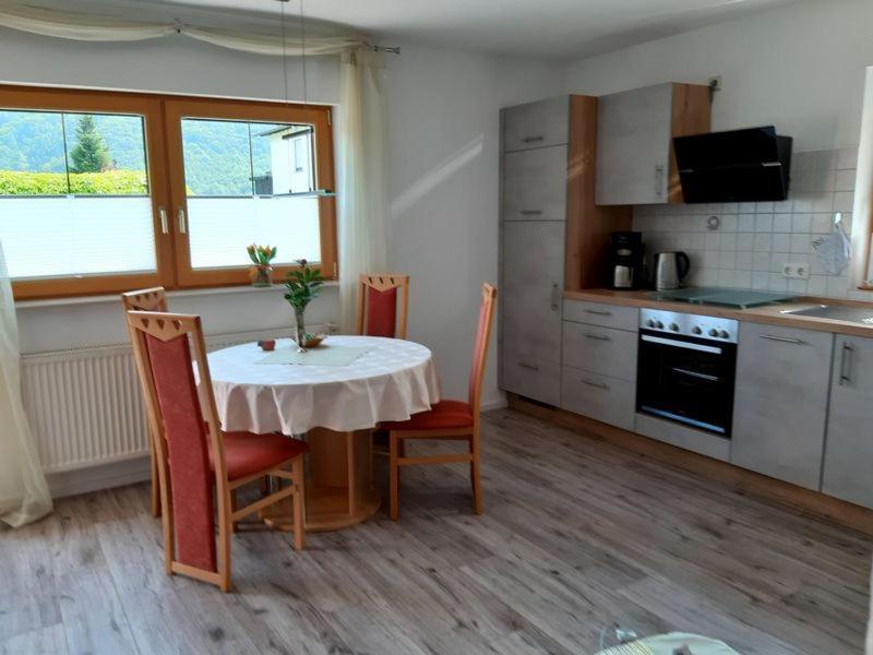 Ferienappartement Lieser برنكاستيل كويس المظهر الخارجي الصورة